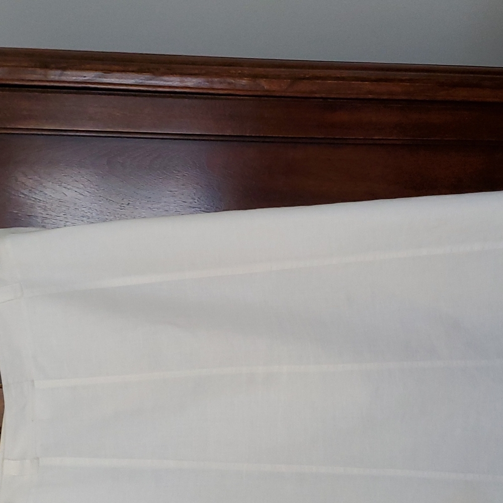 Ladies white linen lined a line skirt - Picture 5 of 9